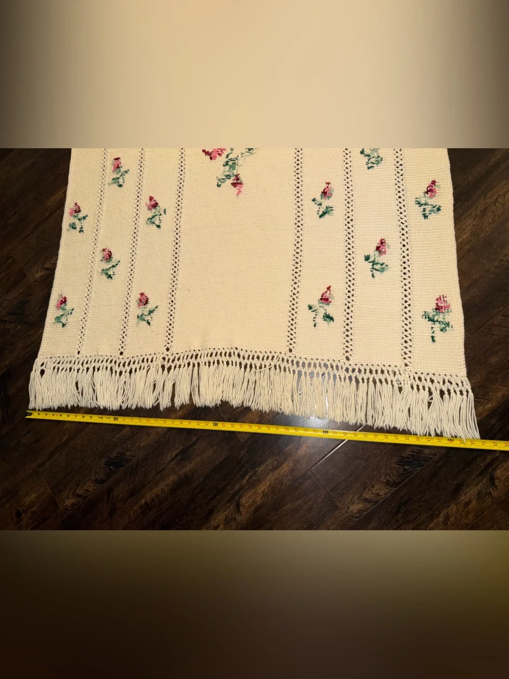Vintage hand made throw blanket rose buds